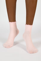 Pale pink lettuce trim ankle socks_2