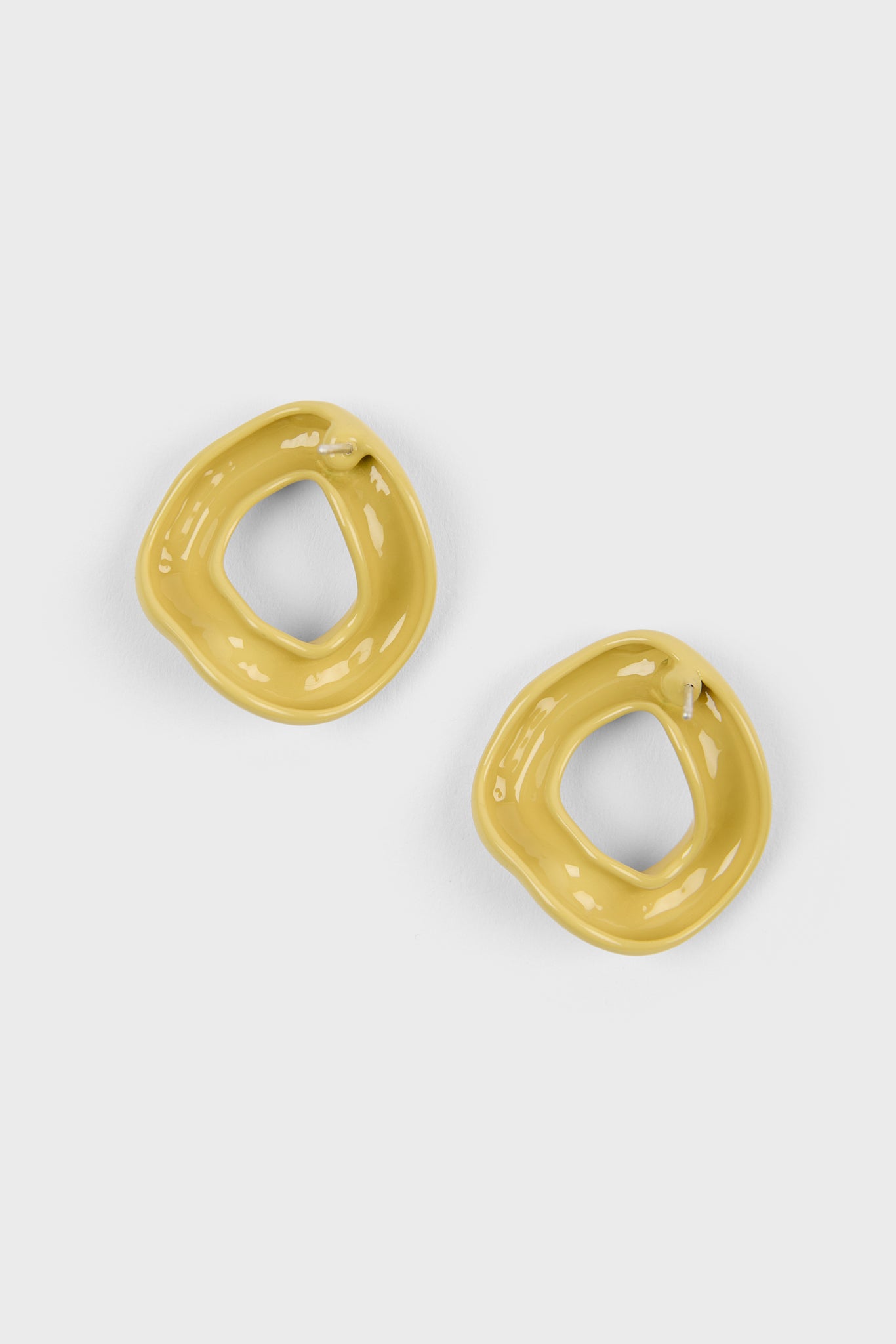 Pale yellow thick organic circle earrings_2