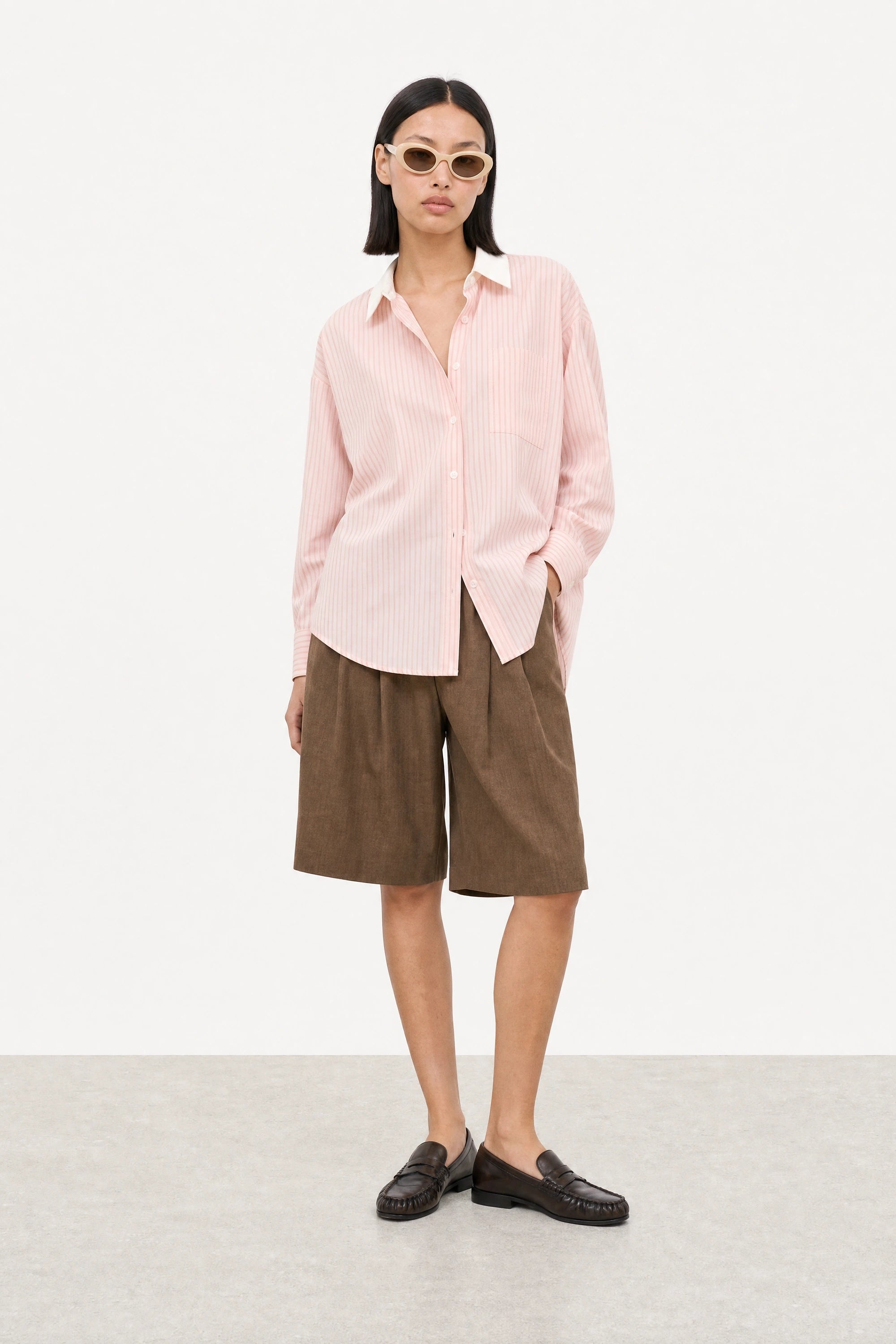 Pale pink vertical striped contrast collar shirt_5