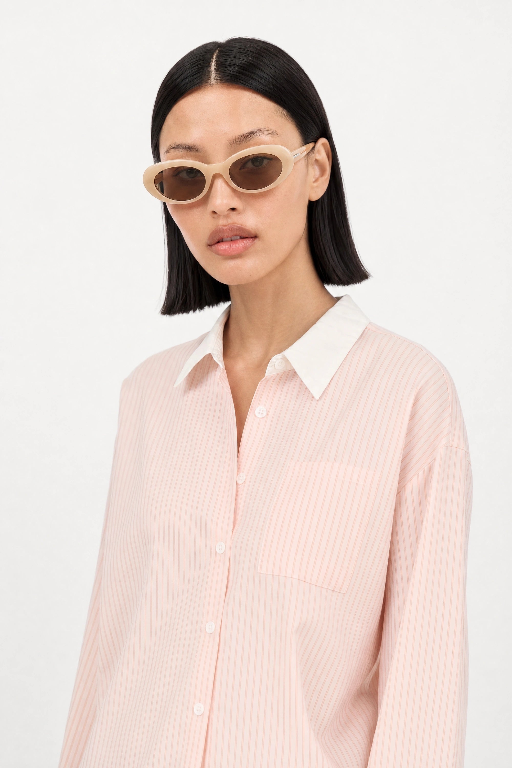 Pale pink vertical striped contrast collar shirt_6