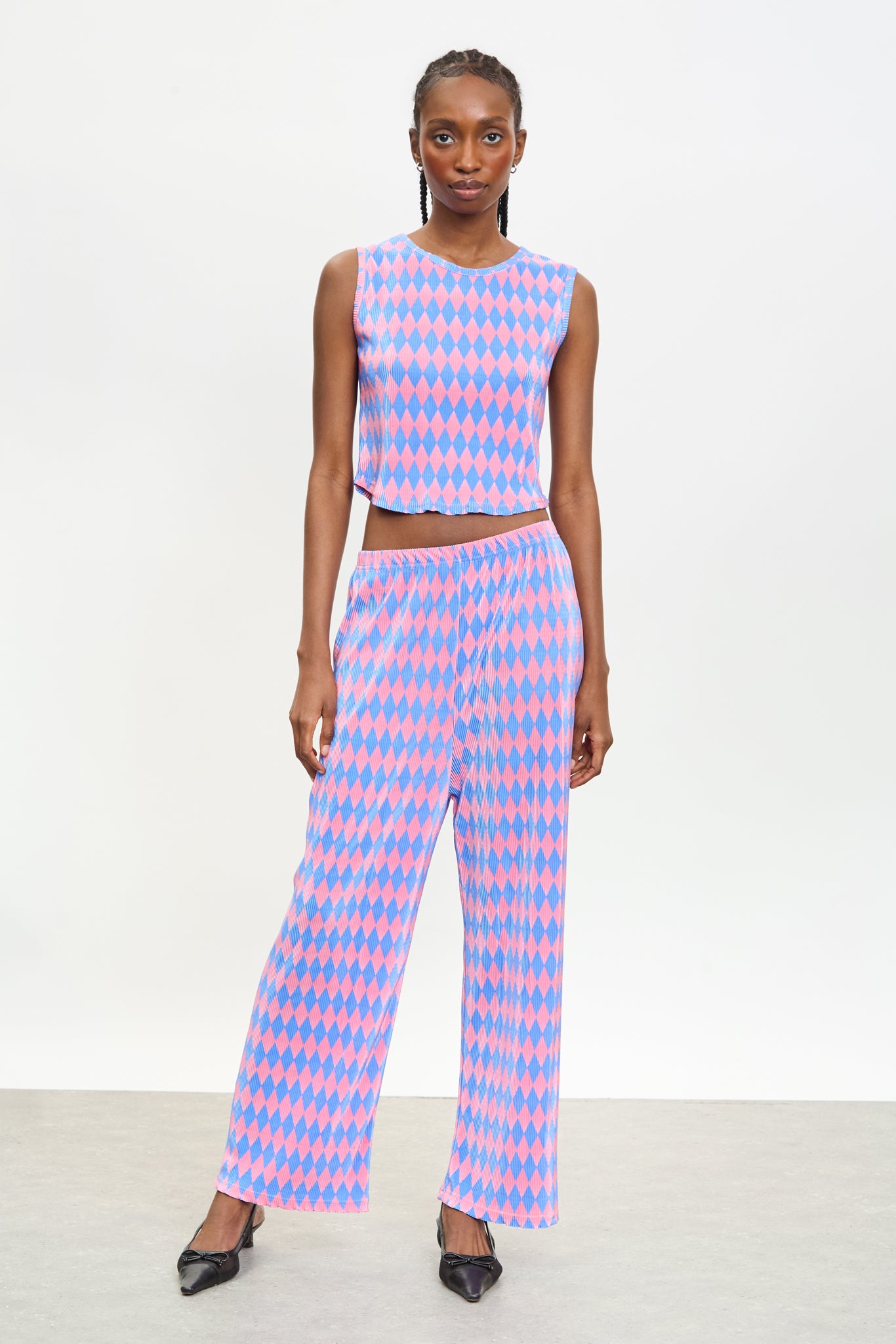 Pink and blue diamond print tank_4