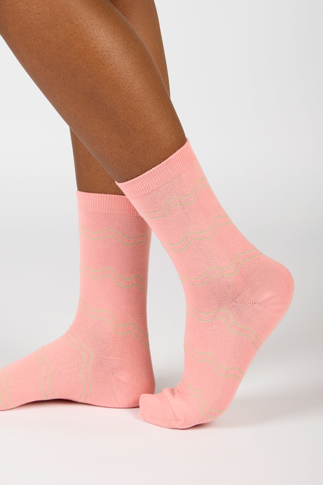 Pink and green double wave socks_3