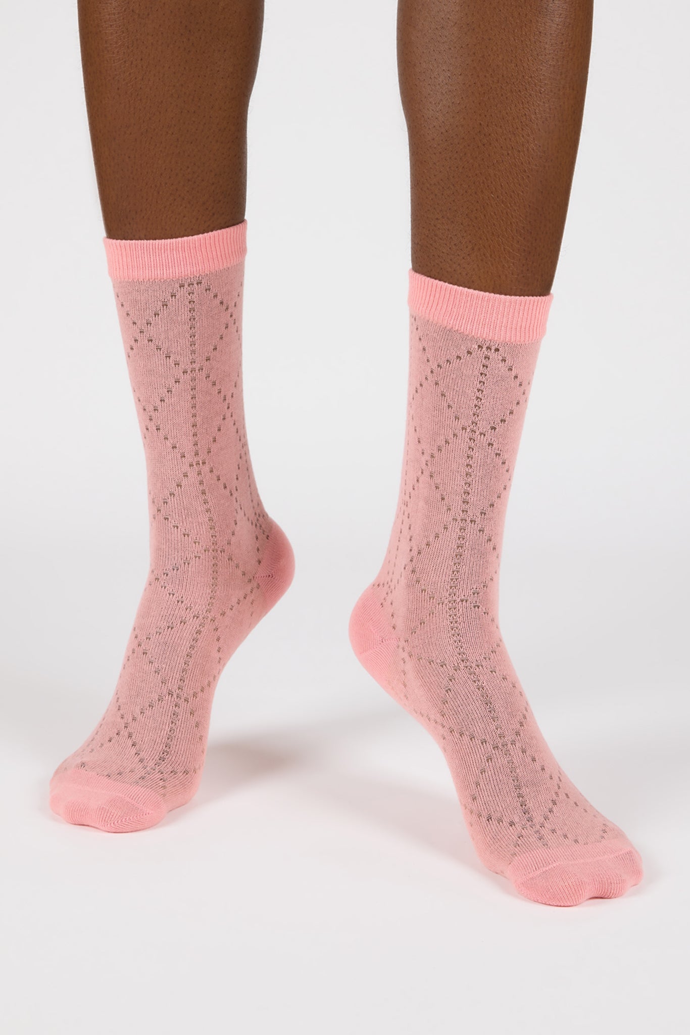 Pink semi sheer dotted diamond socks_2