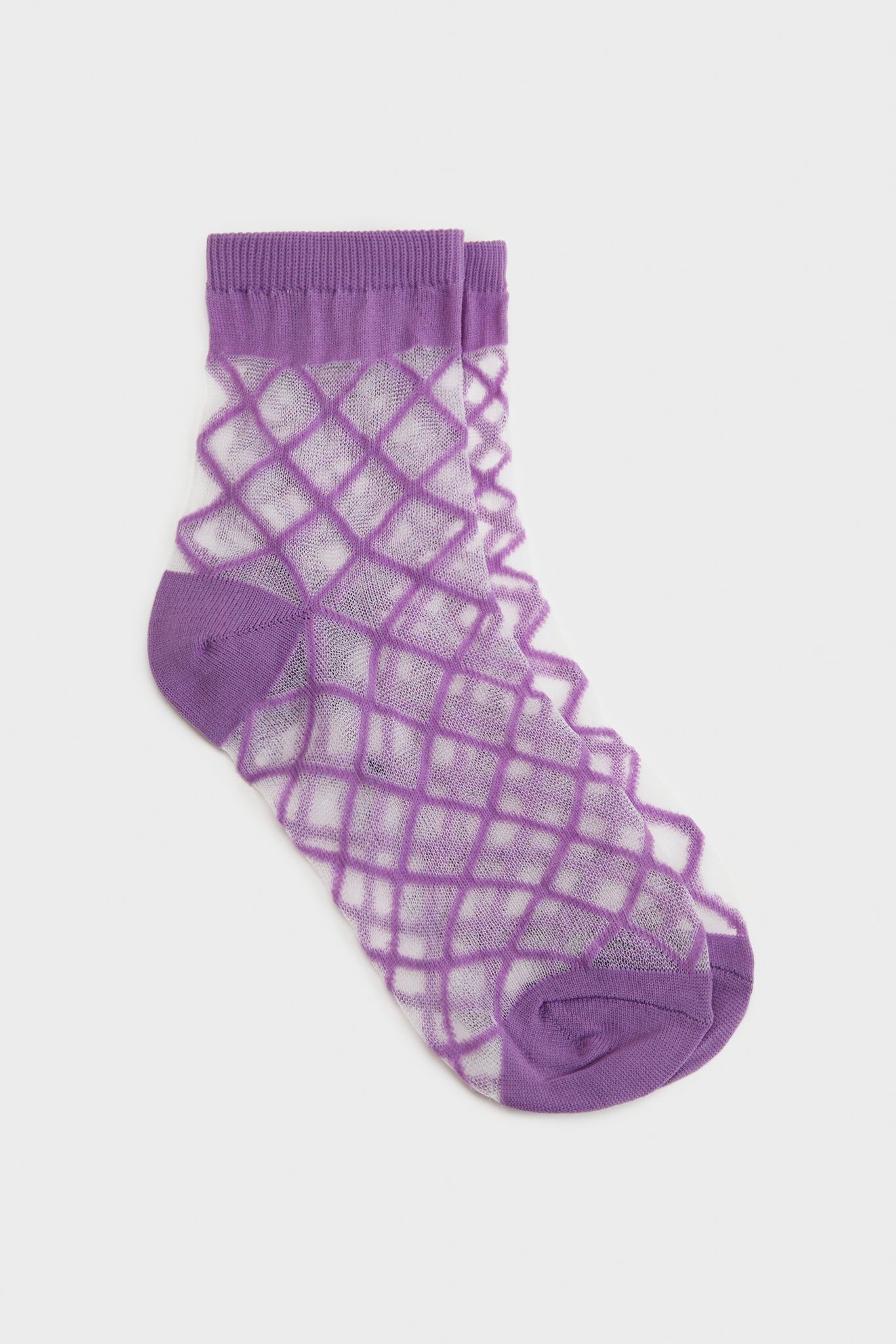 Purple sheer criss cross socks_1