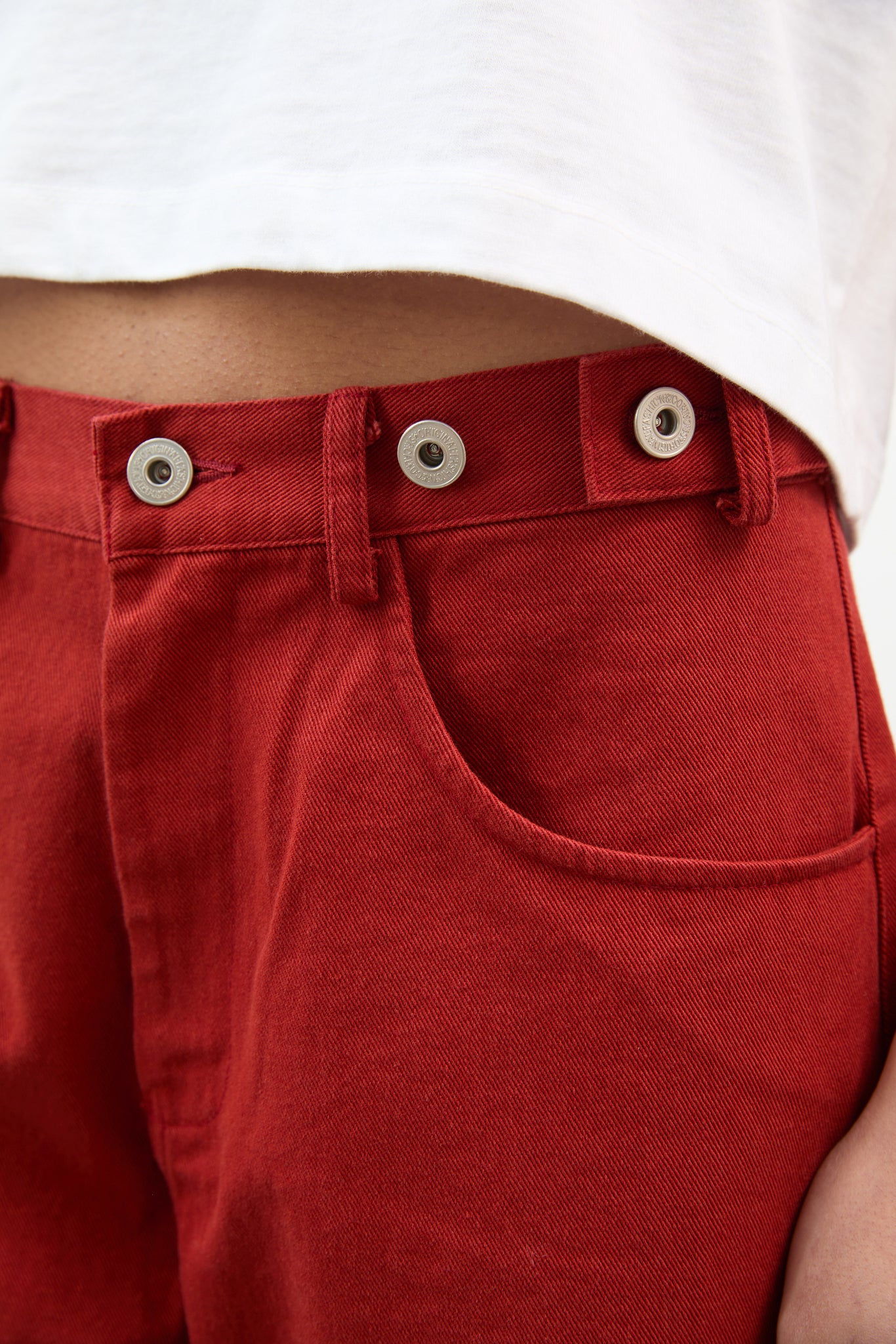 Red adjustable waist double button jeans_3