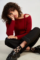 Red one shoulder tie knit top_5
