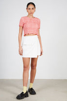 Red and white textured puff tee_3