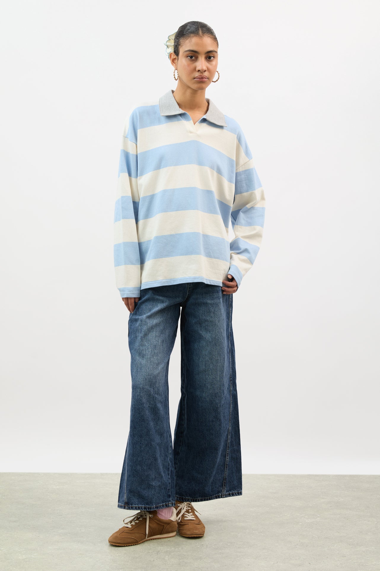 Sky blue and ivory contrast collar rugby shirt_4