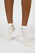 White and black single bow ankle socks_2