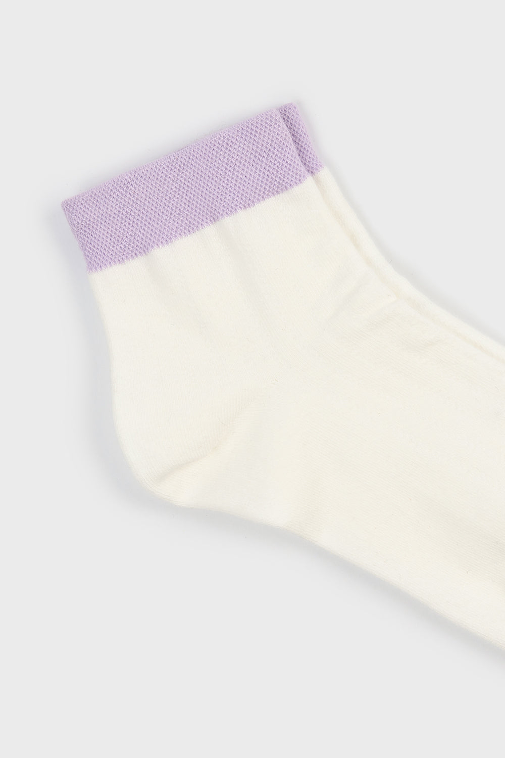 White and lilac contrast trim ankle socks_4