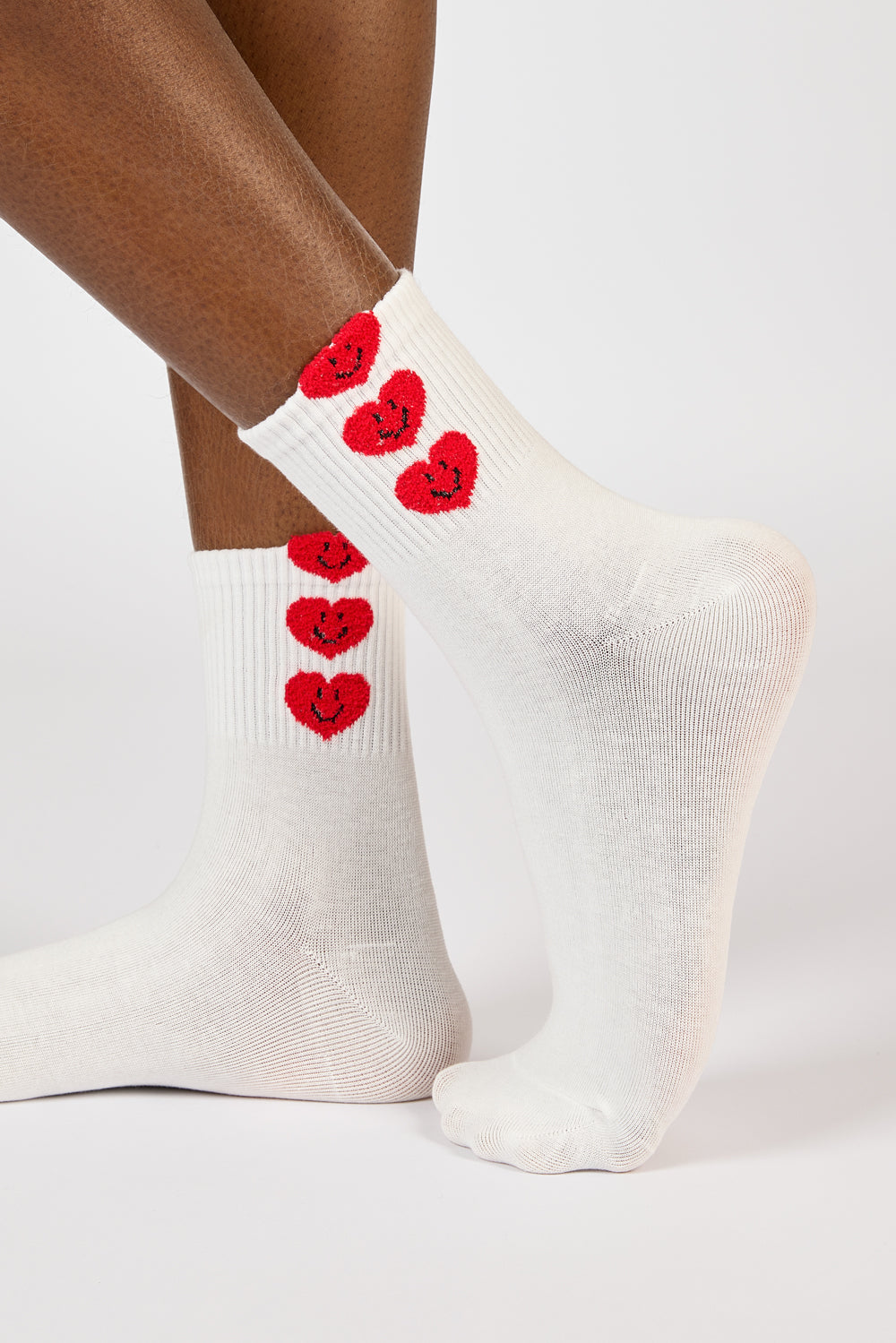 White and red happy hearts socks_1