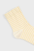 White and yellow thin striped socks_4