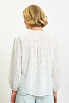 White embroidered flower round neck blouse_2