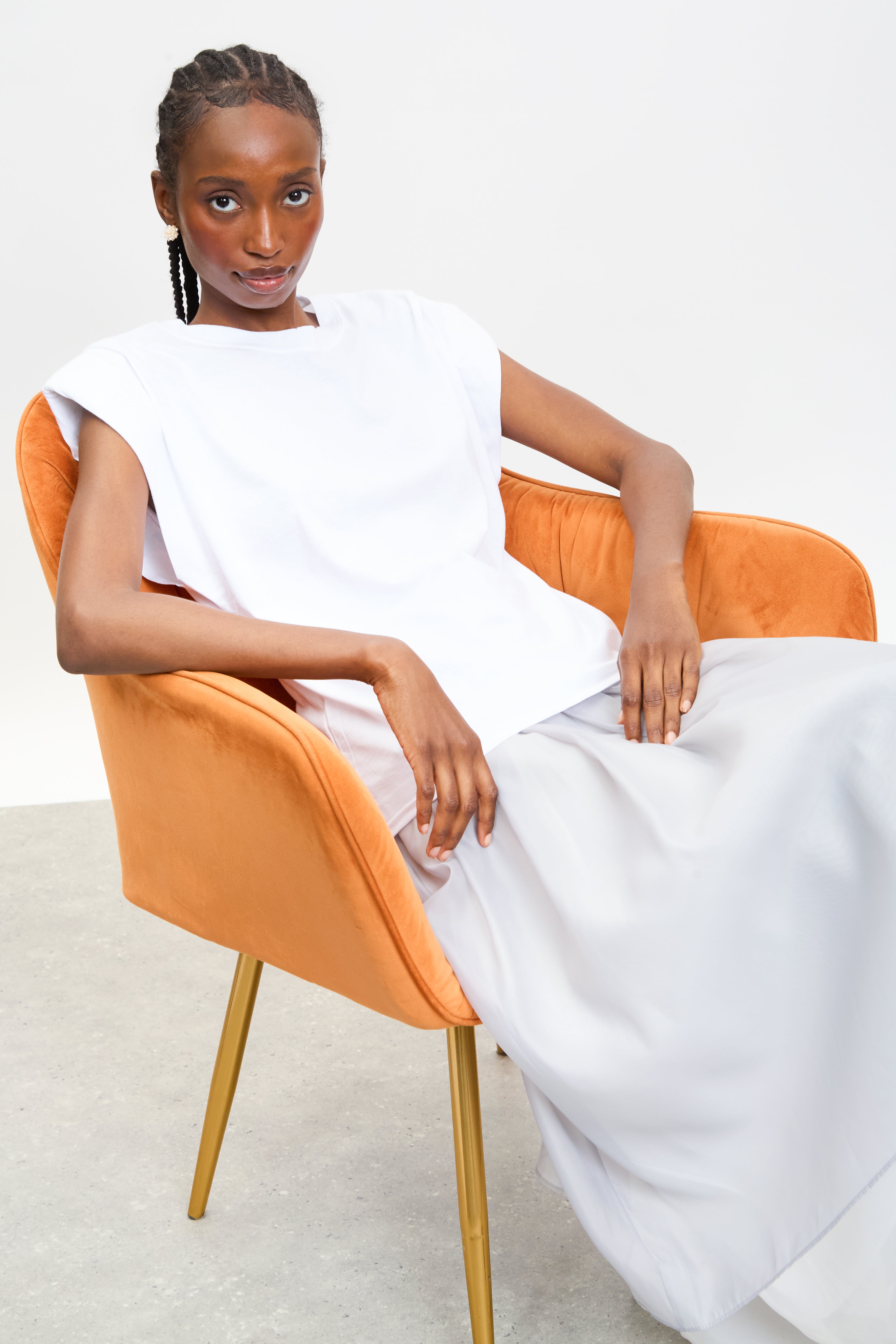 White padded shoulder tank_5