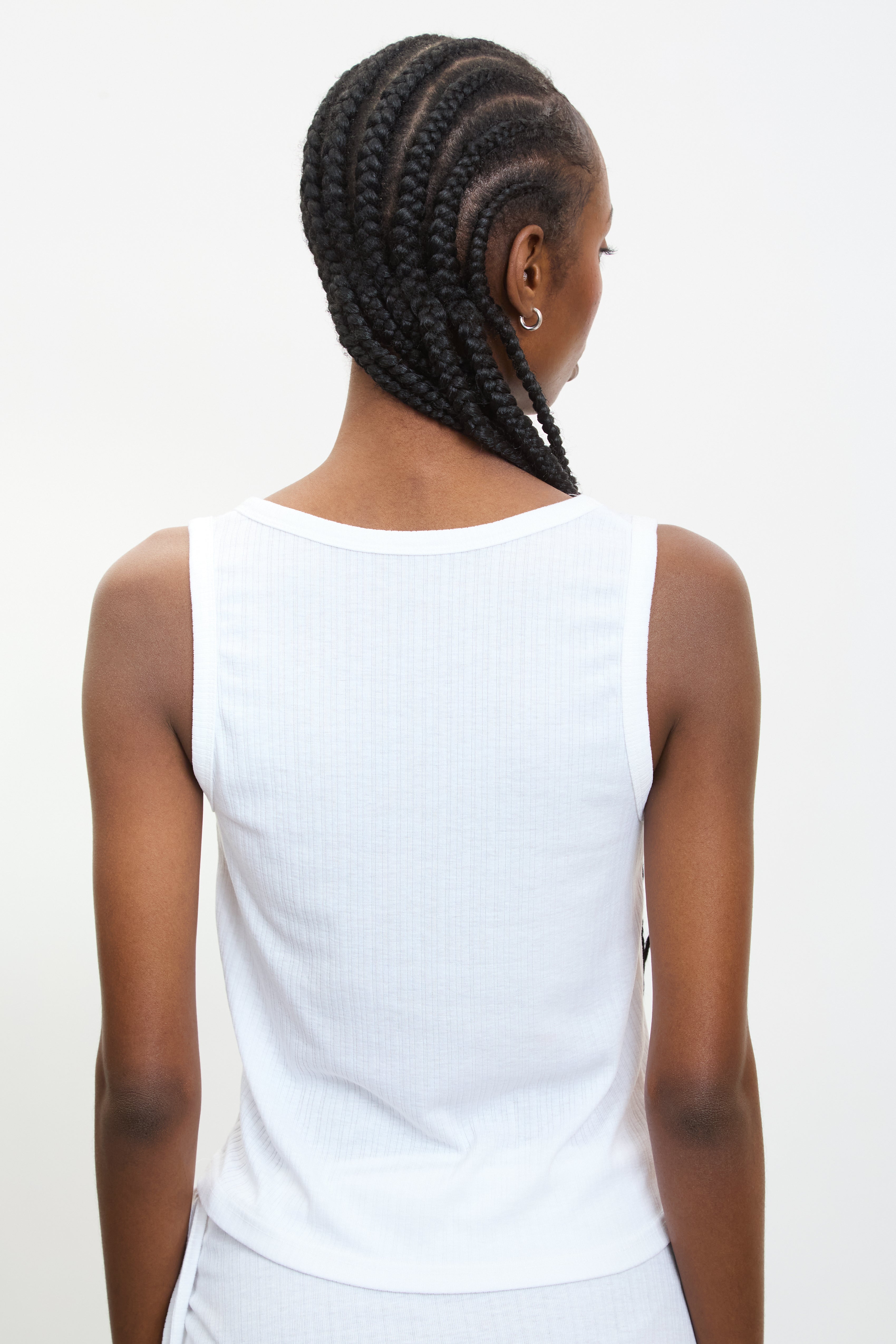 White ribbed scoop neck tank_2