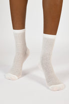 White semi sheer ribbed socks_2