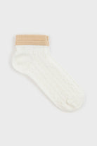 White textured beige trim pop socks_1