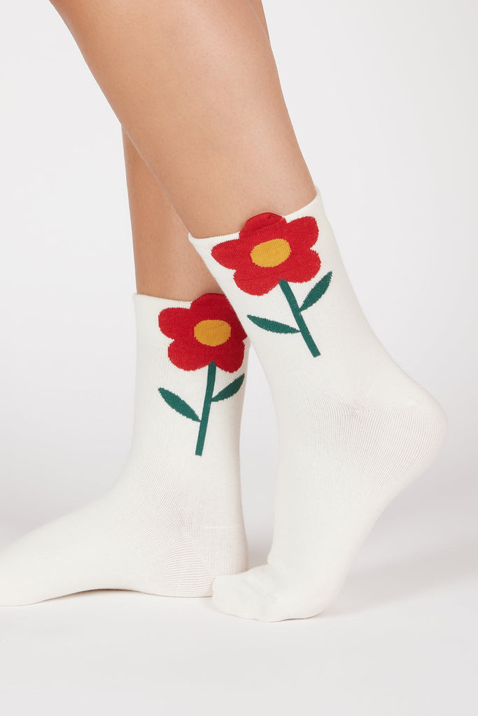White giant red flower socks_1
