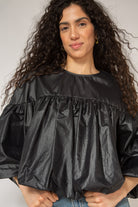 Black button back cropped blouse_5