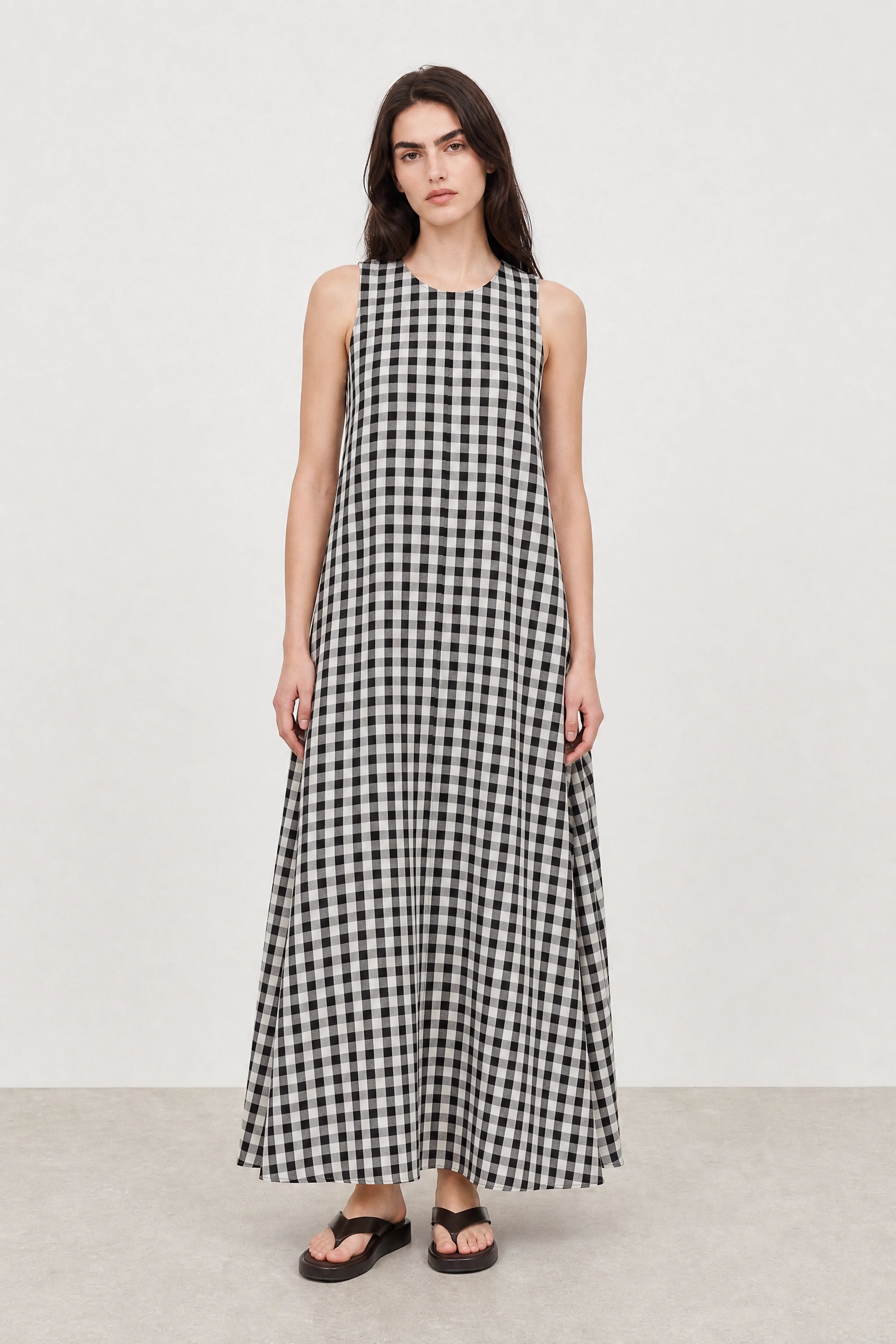 Black large gingham checked side pocket dress_1
